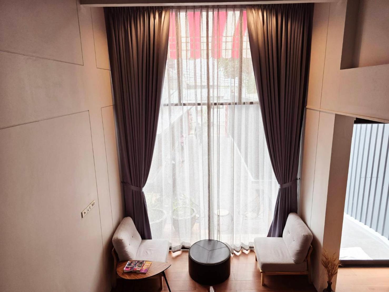เรดดอร์ Hotel กรุงเทพมหานคร ภายนอก รูปภาพ
